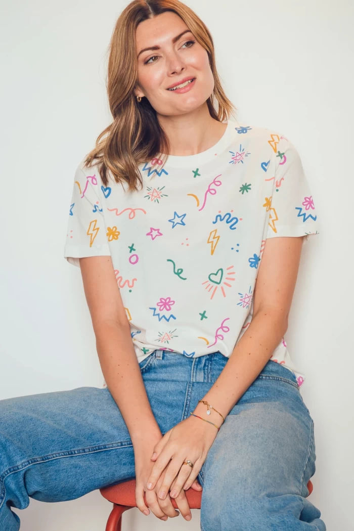 Maggie T-shirt - Off-White, Doodle Print